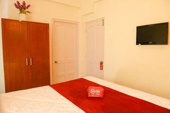 Hotel Oyo 807 Near Miramar Beach Panaji